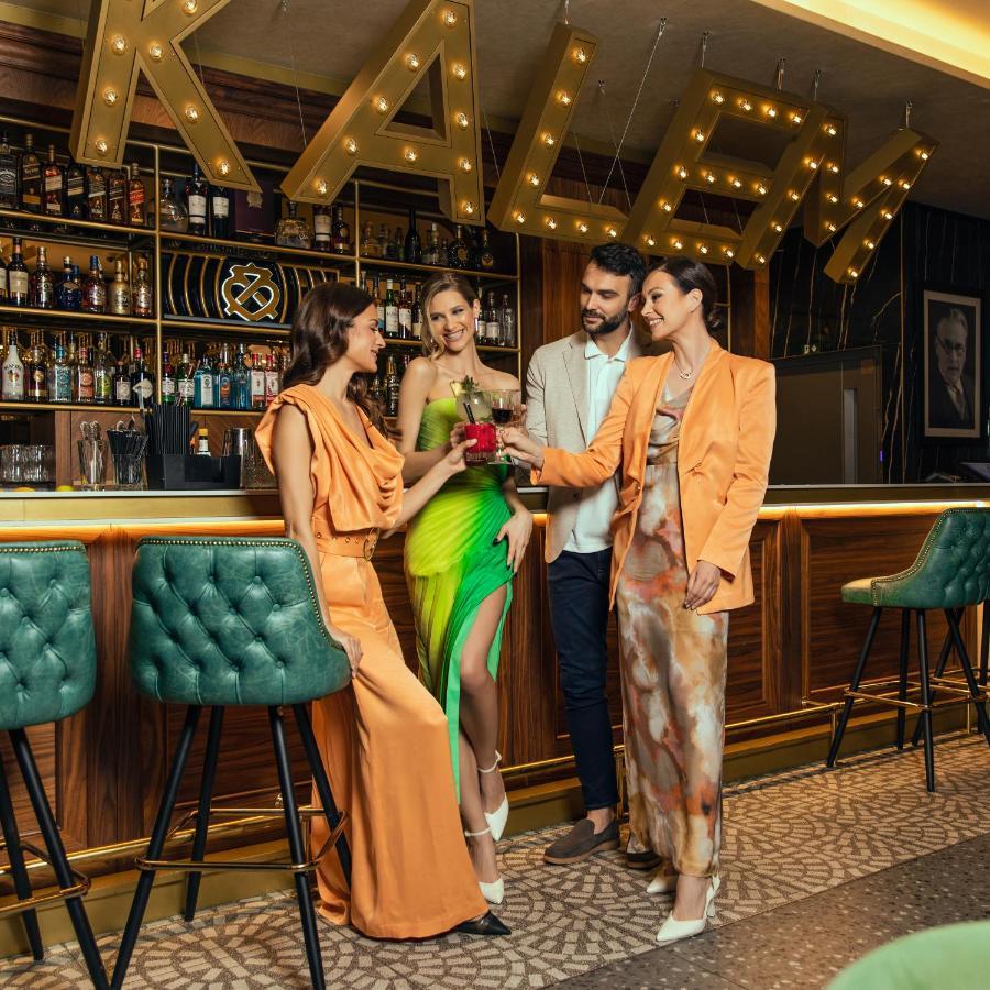 Hotel Pupin Novi Sad Exteriér fotografie The Bar