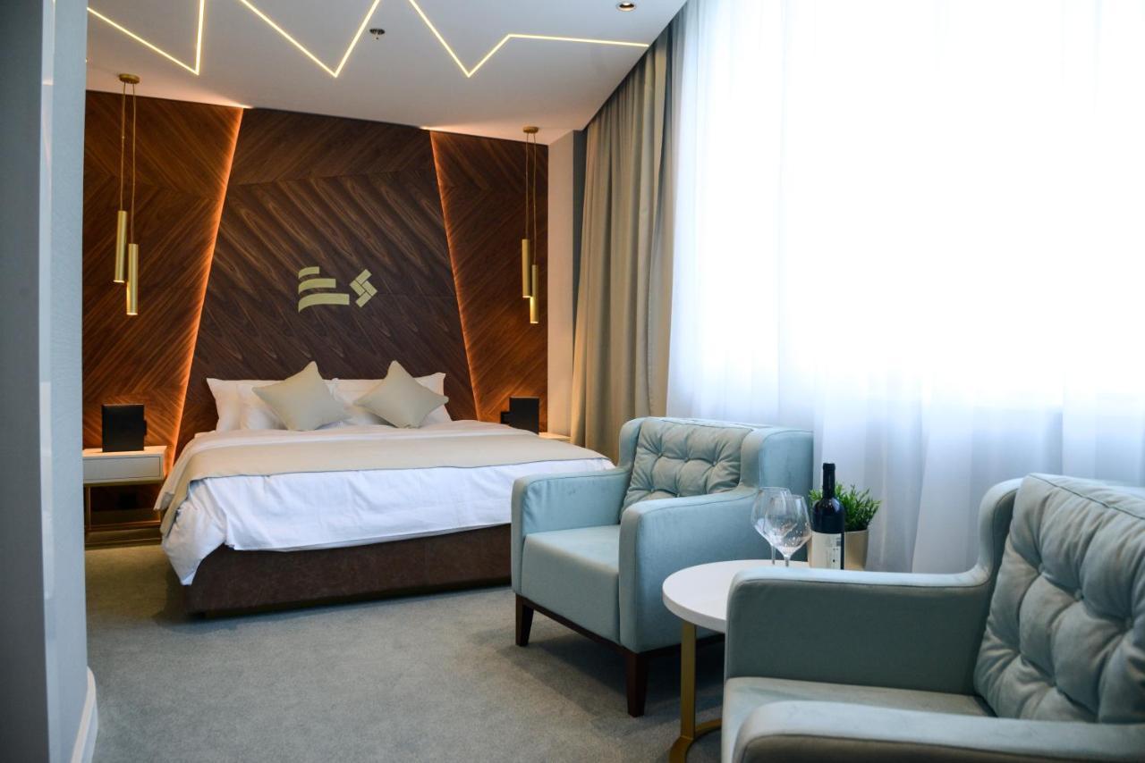 Hotel Pupin Novi Sad Exteriér fotografie A room at the hotel